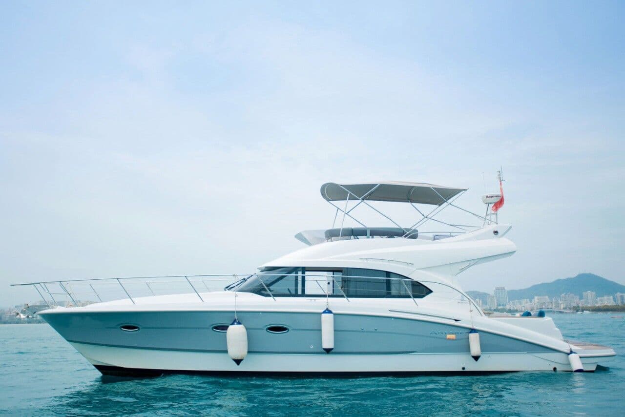 2013 Beneteau Antares 42 — фото 1