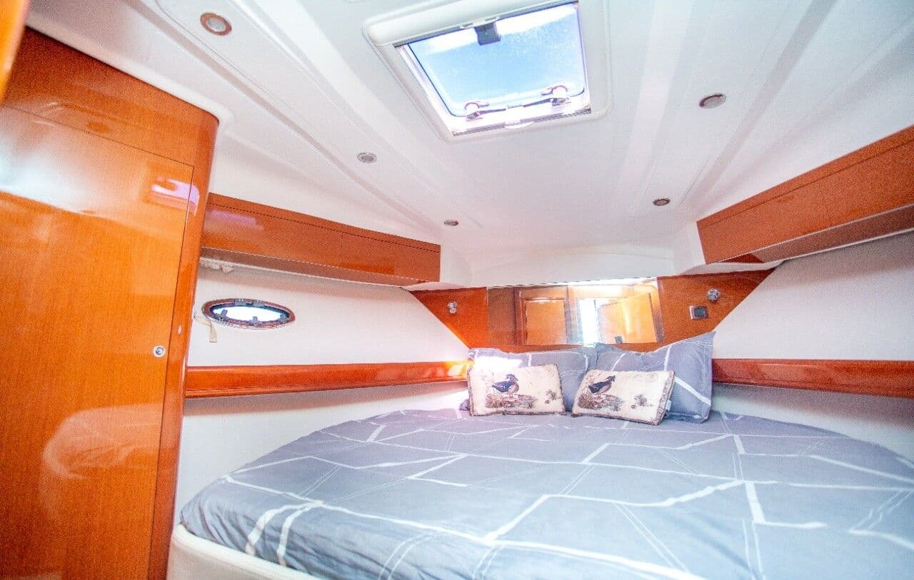 2013 Beneteau Antares 42 — фото 10