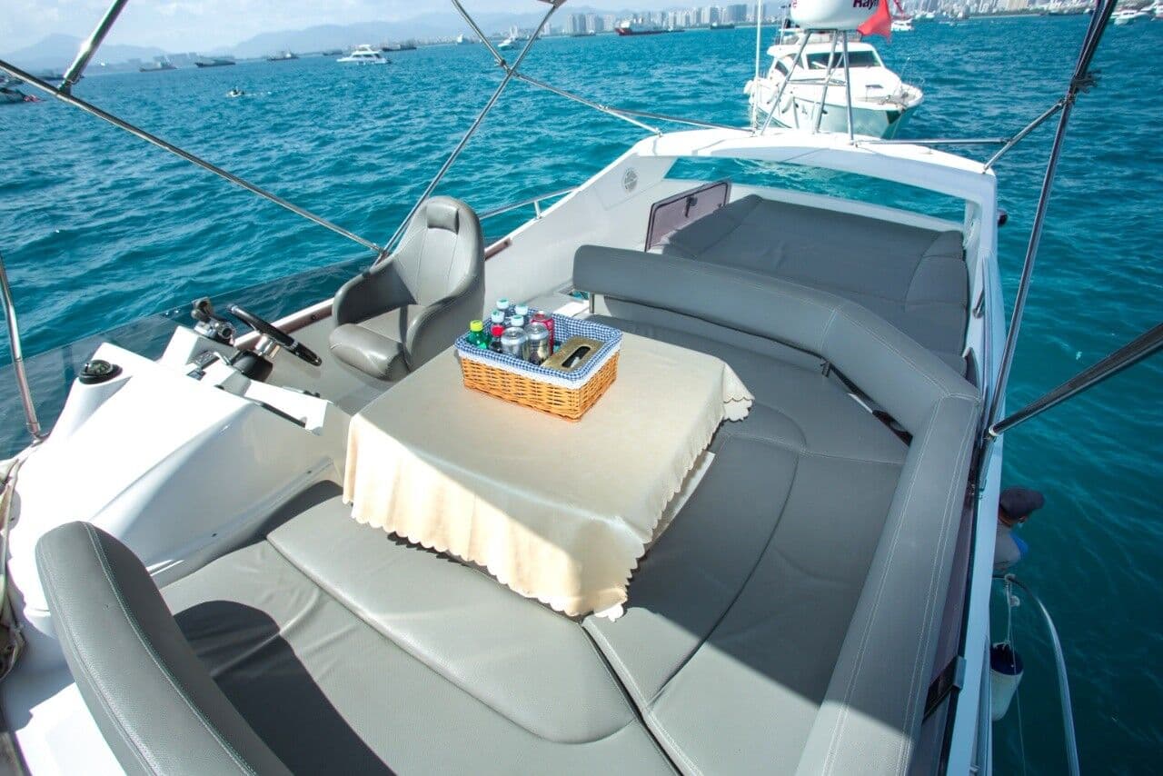 2013 Beneteau Antares 42 — фото 12