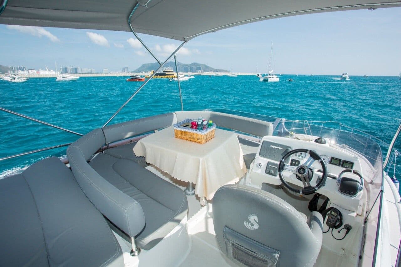 2013 Beneteau Antares 42 — фото 13
